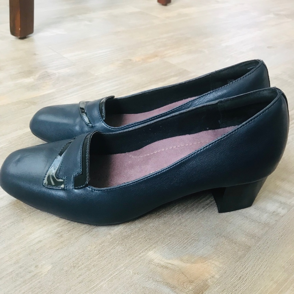 Clarks Pumps